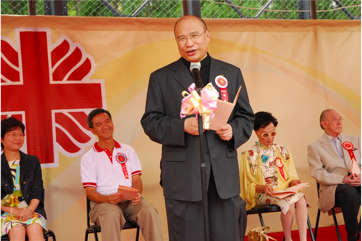 Bishop Yeung at the Caritas Charity Bazaars