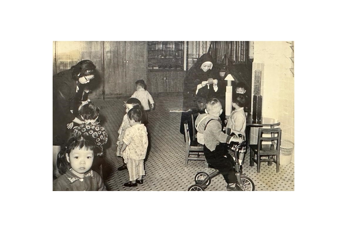 Sisters at the nursery school